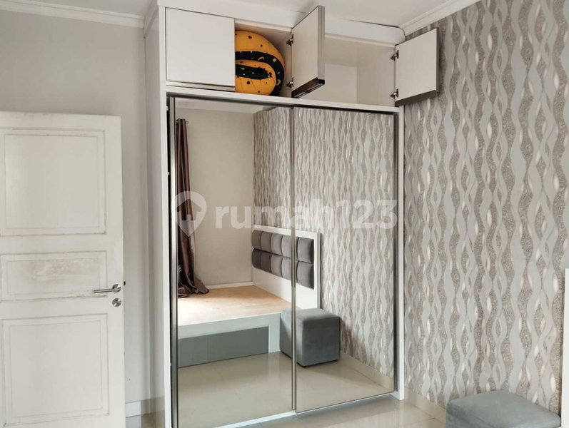 House for rent in Tangerang, Indonesia · Sukasari · 2 rooms, 2 baths