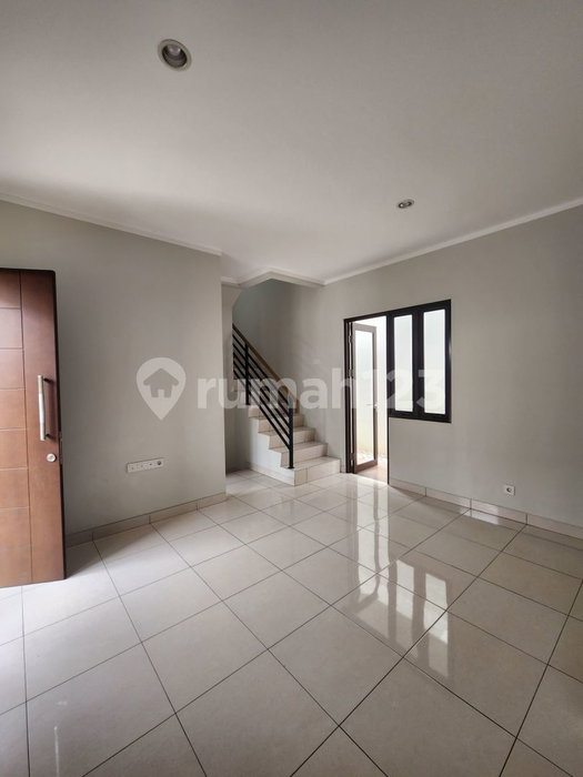 House for rent in Bekasi, Indonesia · Project · 2 rooms, 2 baths