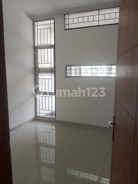 House for rent in Bekasi, Indonesia · Project · 4 rooms, 2 baths
