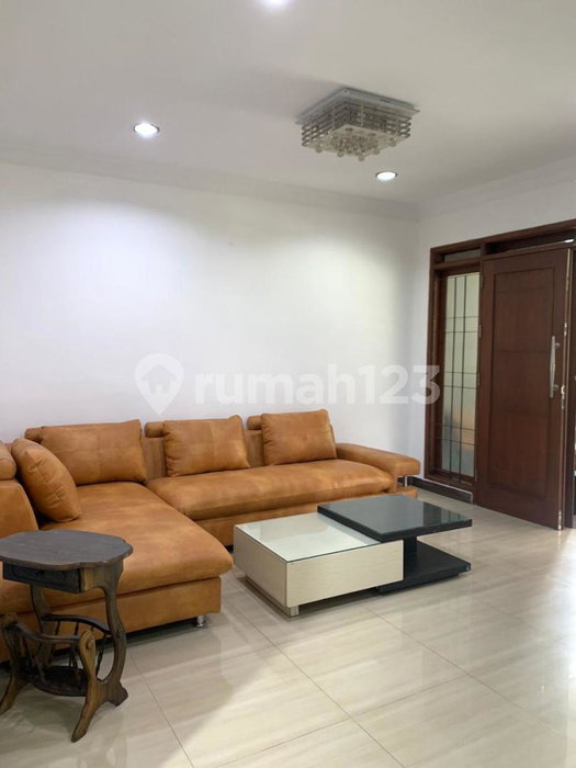 House for rent in Ciputat, Indonesia · Cengkareng · 5 rooms, 4 baths
