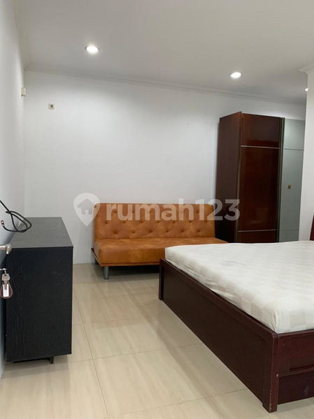 House for rent in Ciputat, Indonesia · Cengkareng · 5 rooms, 4 baths