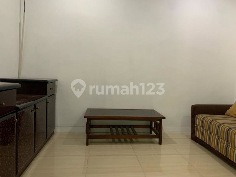 House for rent in Ciputat, Indonesia · Cengkareng · 5 rooms, 4 baths