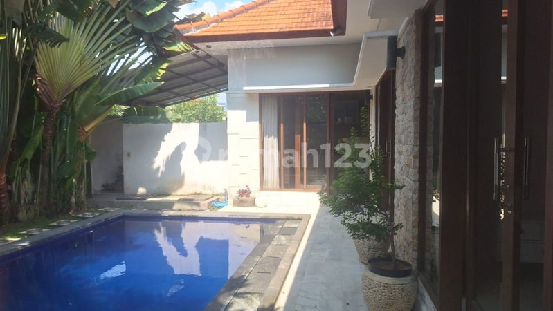 House for rent in West Jakarta, Indonesia · Cengkareng · 2 rooms, 2 baths