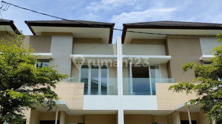 House for rent in Denpasar, Indonesia · Kesiman · 3 rooms, 2 baths