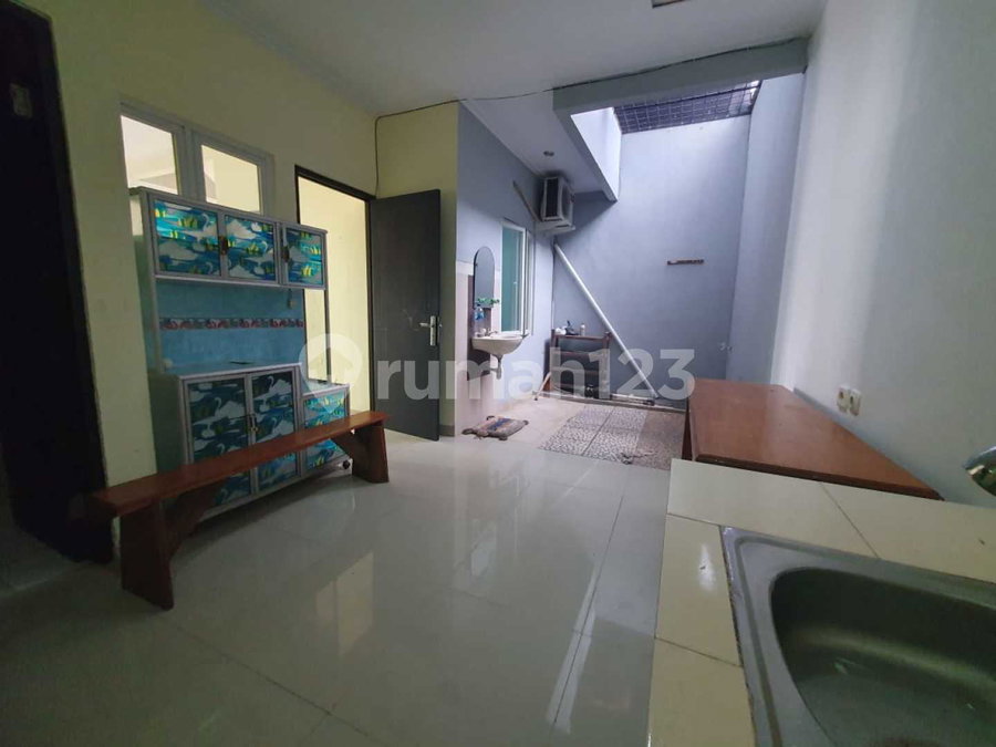 House for rent in Denpasar, Indonesia · Kesiman · 3 rooms, 2 baths