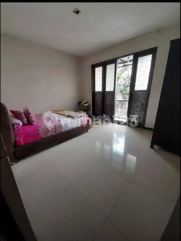 House for rent in Bandung, Indonesia · 4 rooms, 2 baths