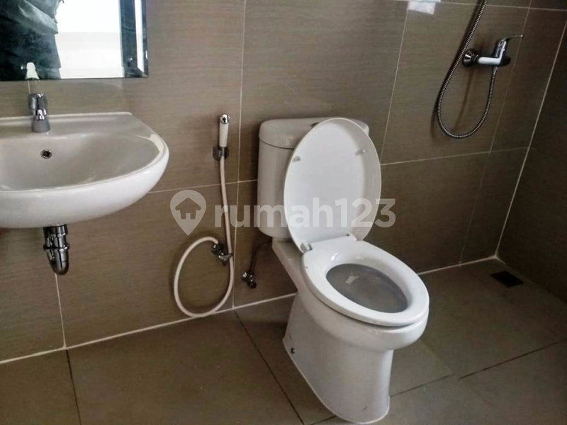 House for rent in Cikarang, Indonesia · 3 rooms, 2 baths