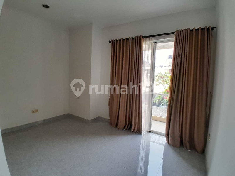 House for rent in Bandung, Indonesia · 4 rooms, 3 baths