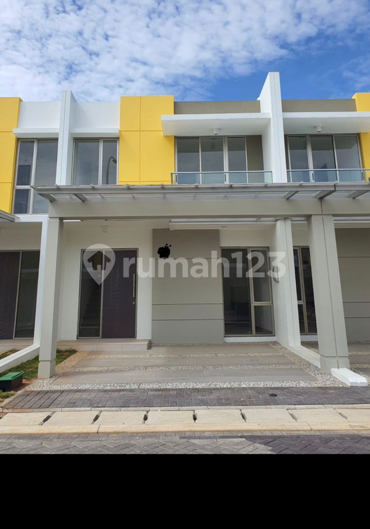 House in Cinere, Indonesia
