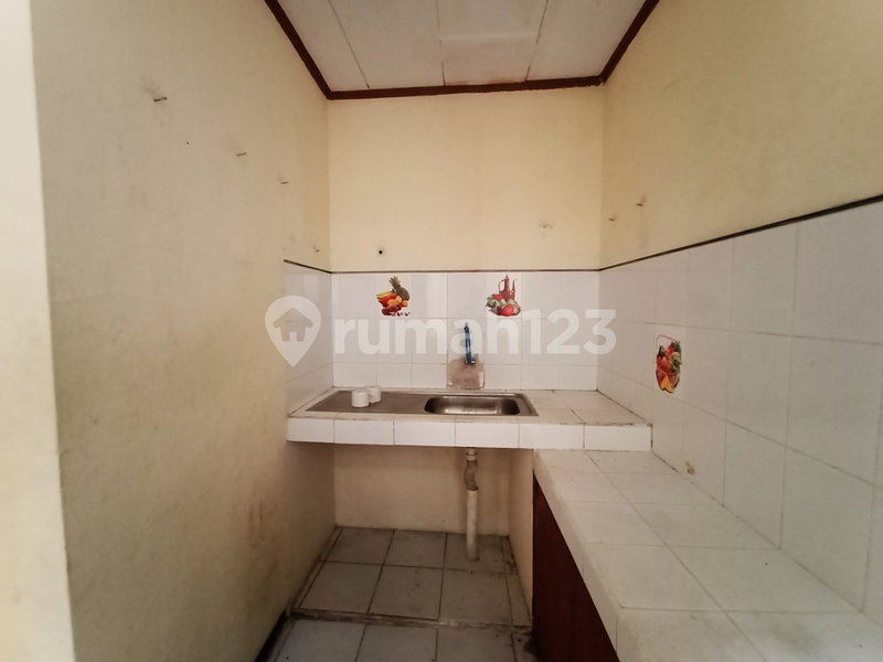 House for rent in Malang, Indonesia · 4 rooms, 3 baths
