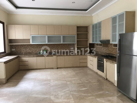 House for rent in Semarang, Indonesia · 5 rooms, 5 baths