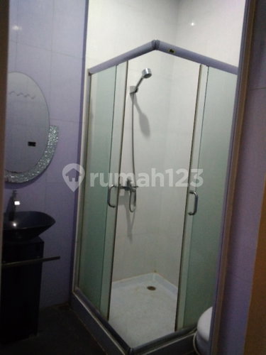 House for rent in Surakarta, Indonesia · 3 rooms, 4 baths