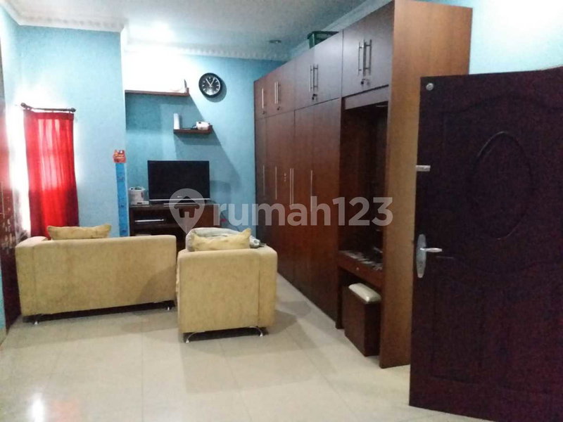 House for rent in Bandung, Indonesia · 3 rooms, 3 baths