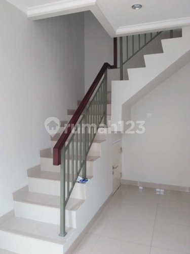 House for rent in Bandung, Indonesia · 2 rooms, 2 baths
