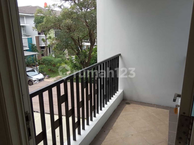 House for rent in Surabaya, Indonesia · 3 rooms, 2 baths