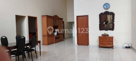 House for rent in Medan, Indonesia · Aura · 5 rooms, 3 baths