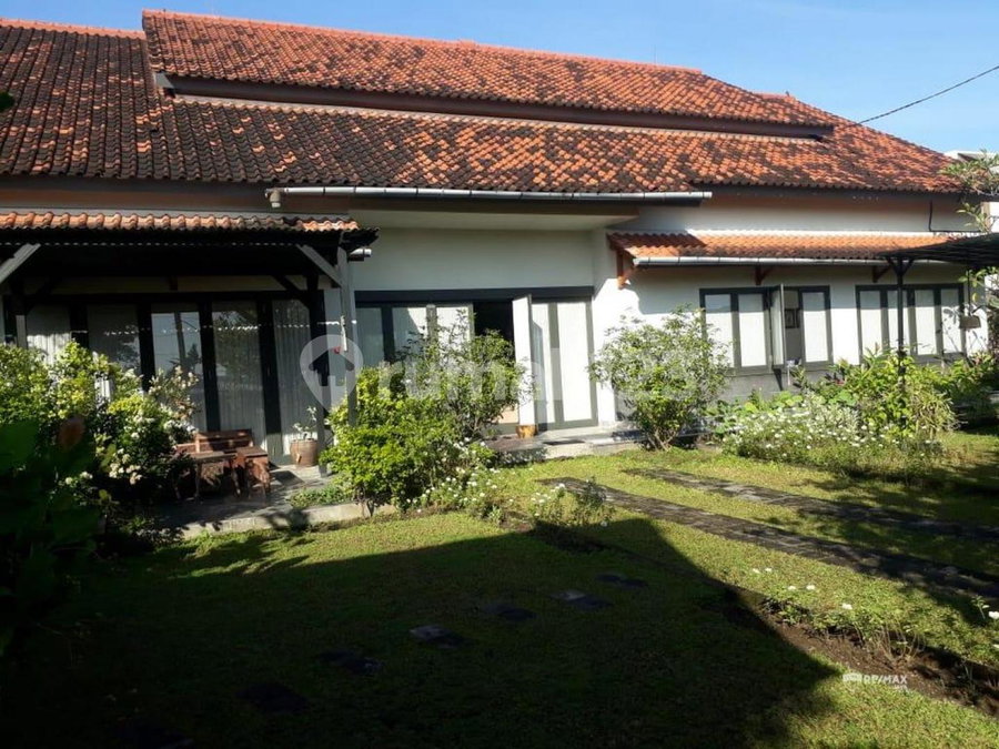 House for rent in Medan, Indonesia · Aura · 3 rooms, 3 baths