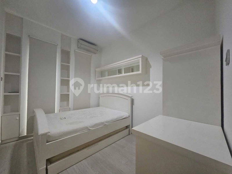 House for rent in Medan, Indonesia · Aura · 3 rooms, 4 baths