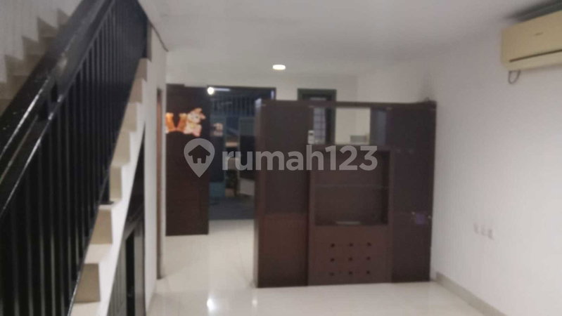 House for rent in Semarang, Indonesia · 2 rooms, 2 baths