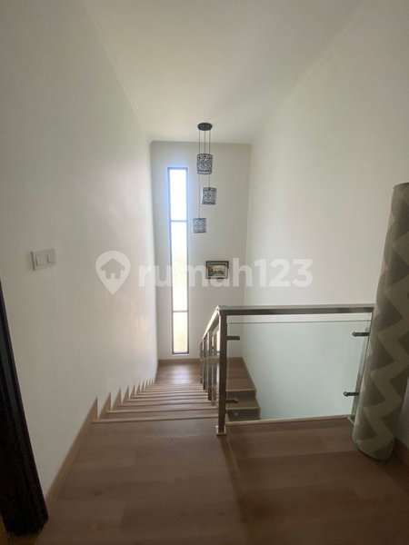 House for rent in West Jakarta, Indonesia · Kebon Jeruk · 3 rooms, 3 baths