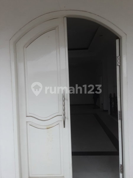 House for rent in Pamulang, Indonesia · Kedaung · 5 rooms, 4 baths