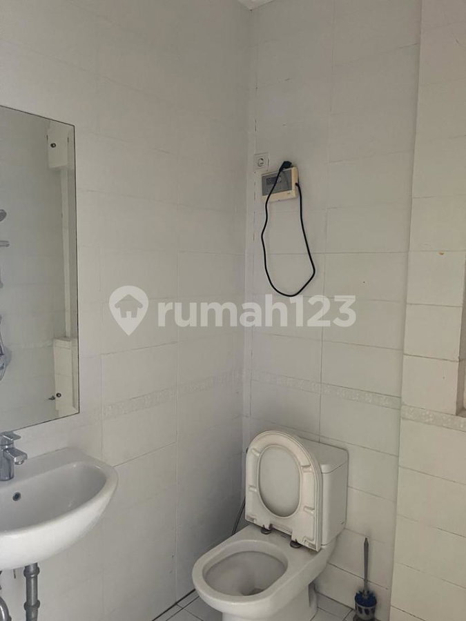 House for rent in Bandung, Indonesia · 2 rooms, 1 bath