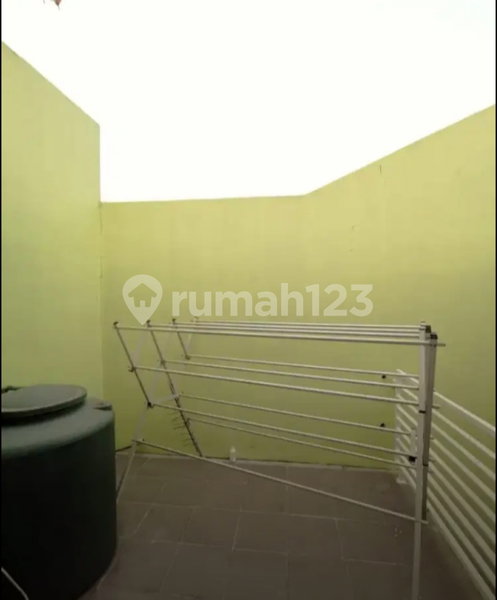 House for rent in Bandung, Indonesia · 4 rooms, 3 baths