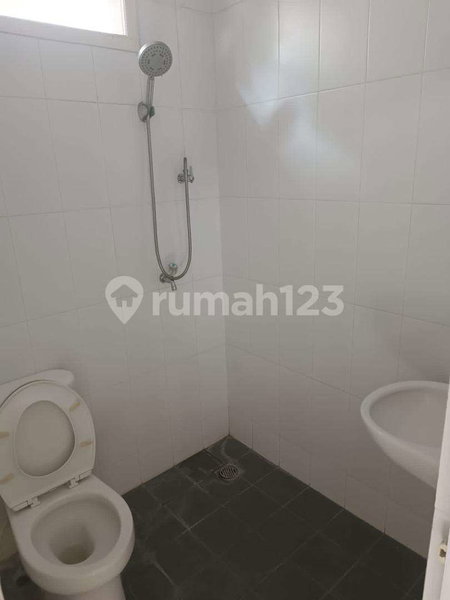 House for rent in North Jakarta, Indonesia · Penjaringan · 6 rooms, 6 baths
