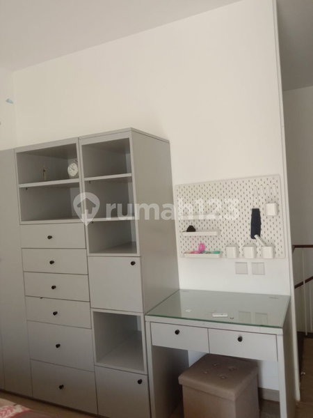 House for rent in Semarang, Indonesia · Banyumanik · 3 rooms, 3 baths
