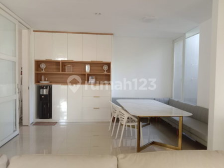 House for rent in Semarang, Indonesia · Banyumanik · 3 rooms, 3 baths