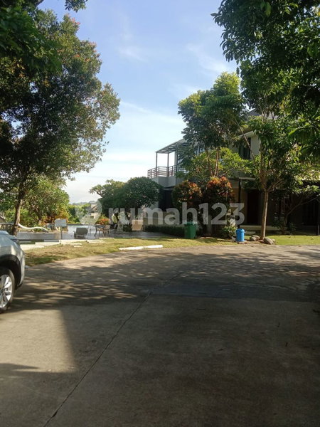 House for rent in Semarang, Indonesia · Banyumanik · 3 rooms, 3 baths