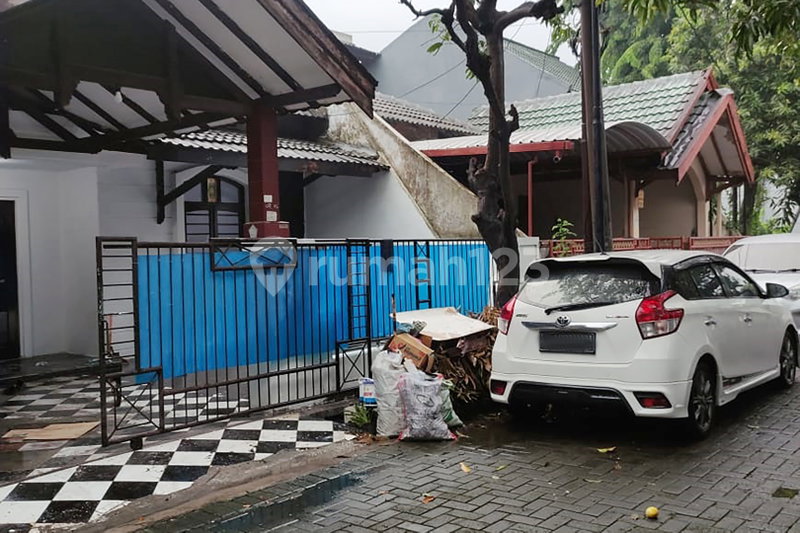 House for rent in Tangerang, Indonesia · Riding · 3 rooms, 2 baths