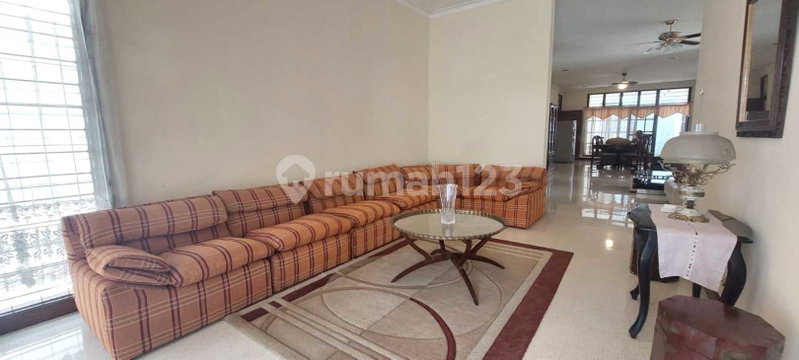 House for rent in Tangerang, Indonesia · Riding · 3 rooms, 2 baths