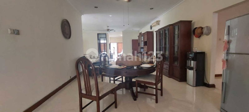 House for rent in Tangerang, Indonesia · Riding · 3 rooms, 2 baths