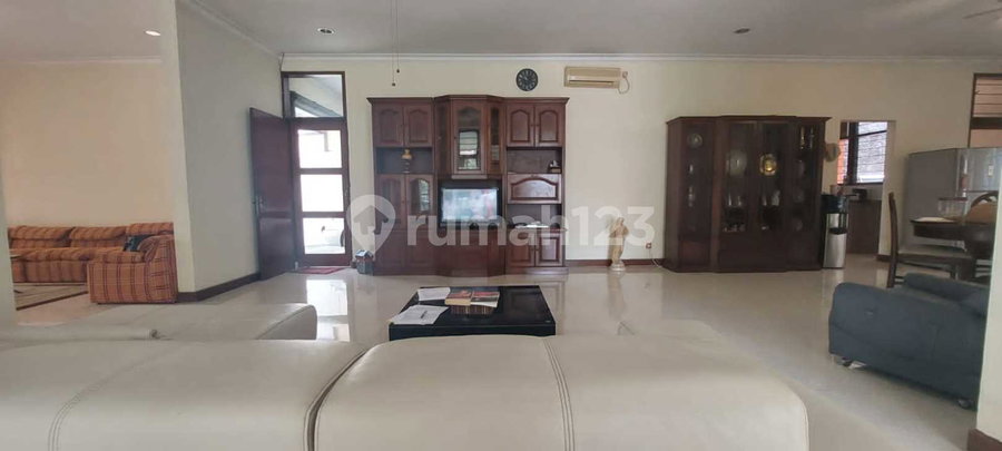 House for rent in Tangerang, Indonesia · Riding · 3 rooms, 2 baths