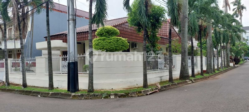 House for rent in Tangerang, Indonesia · Riding · 3 rooms, 2 baths
