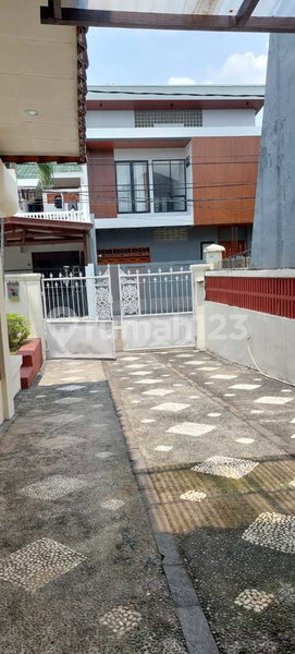 House for rent in Tangerang, Indonesia · Riding · 3 rooms, 2 baths