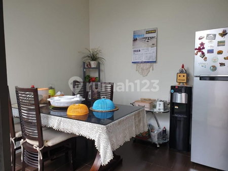House for rent in Semarang, Indonesia · 4 rooms, 3 baths