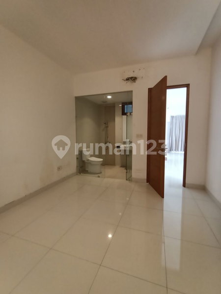 House for rent in Jakarta, Indonesia · Tebet · 3 rooms, 3 baths