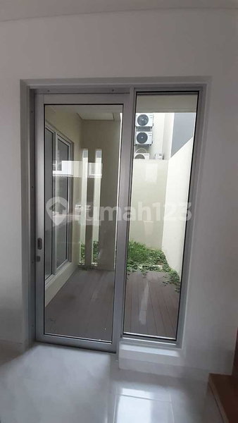 House for rent in Jakarta, Indonesia · Setiabudi · 2 rooms, 2 baths