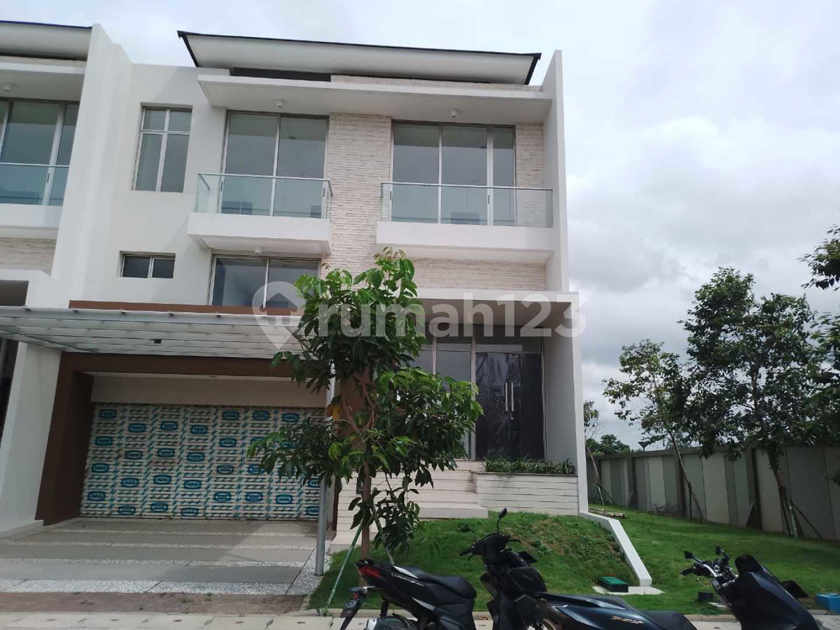 House in Cinere, Indonesia