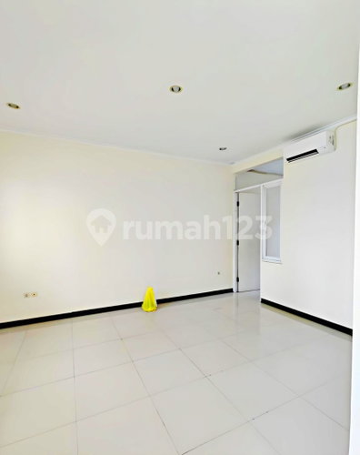 House for rent in Bandung, Indonesia · 3 rooms, 2 baths