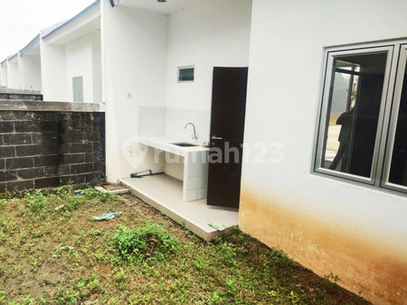 House for rent in Bandung, Indonesia · 2 rooms, 1 bath
