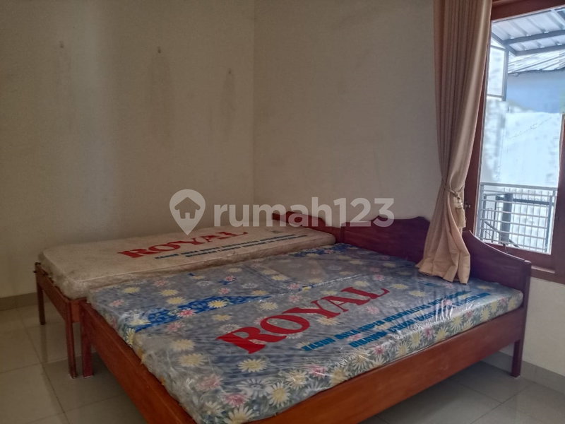 House for rent in Bandung, Indonesia · 4 rooms, 2 baths