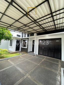 House for rent in Jakarta, Indonesia · Pasar Minggu · 4 rooms, 3 baths