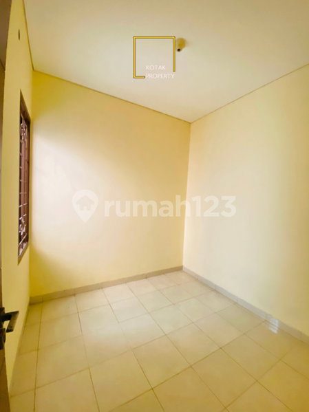House for rent in Jakarta, Indonesia · Pasar Minggu · 4 rooms, 3 baths