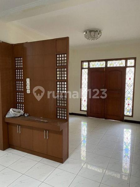 House for rent in Kuta, Indonesia · 5 rooms, 3 baths