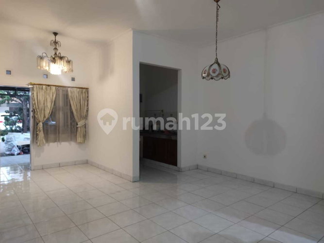House for rent in Semarang, Indonesia · Mungkur Elephant · 3 rooms, 1 bath