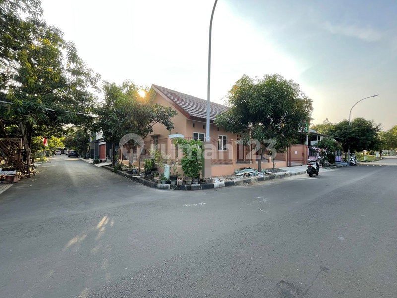 House for rent in Cikarang, Indonesia · 2 rooms, 1 bath