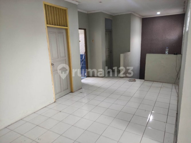 House for rent in Bekasi, Indonesia · Project · 2 rooms, 1 bath